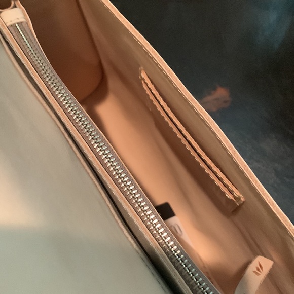 Consuela Chrissy Clutch Diego - Picture 12 of 12